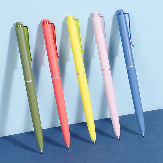 picture of a collection of pen